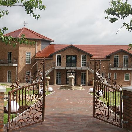 Kur-& Landhotel Borstel - Treff Dabel Экстерьер фото